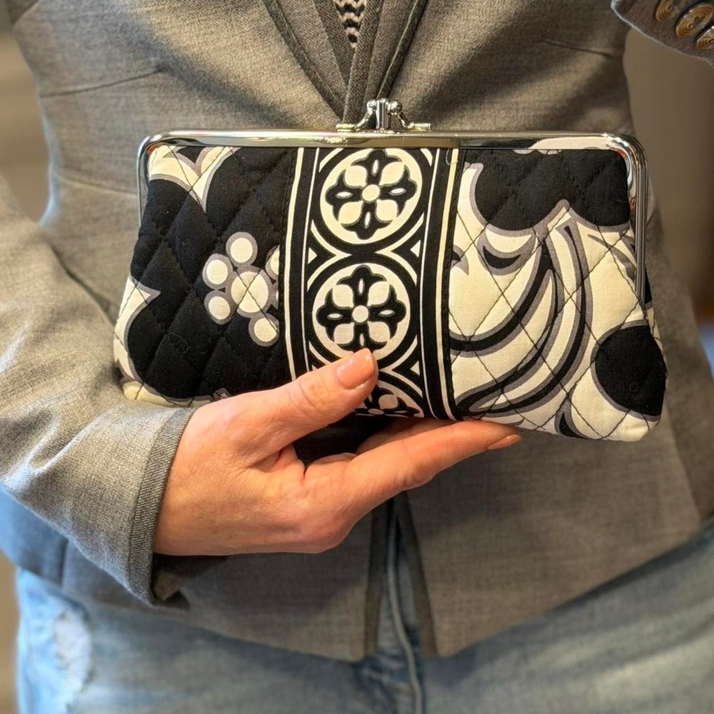 Vera Bradley 2010s Retired "Night and Day" Kiss Lock Wallet Clutch NWOT